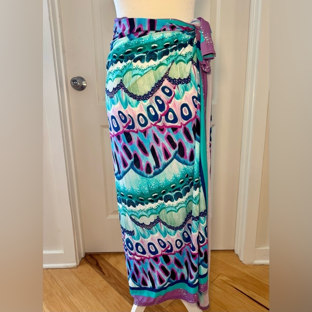 NEW CIA.MARITIMA Dominica Sarong, One Size Fits All